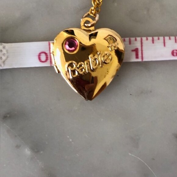 AVON Barbie Heart Locket Gold Tone 18" Chain IOB Vintage RARE - Picture 12 of 16